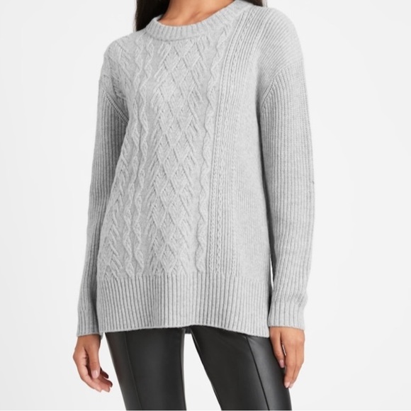 Banana Republic Wool CABLE-KNIT SWEATER TUNIC - Picture 6 of 6